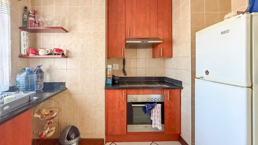 To Let 2 Bedroom Property for Rent in Melodie North West